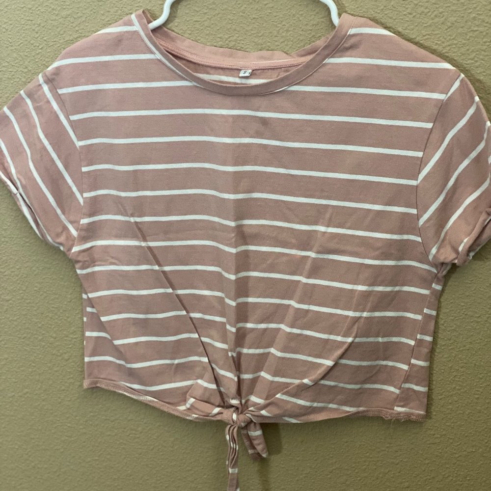 Small Pink and White Striped Tie-Up Cropped Top Tee
